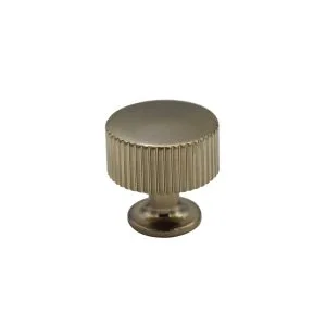 STRATFORD Knob Handle