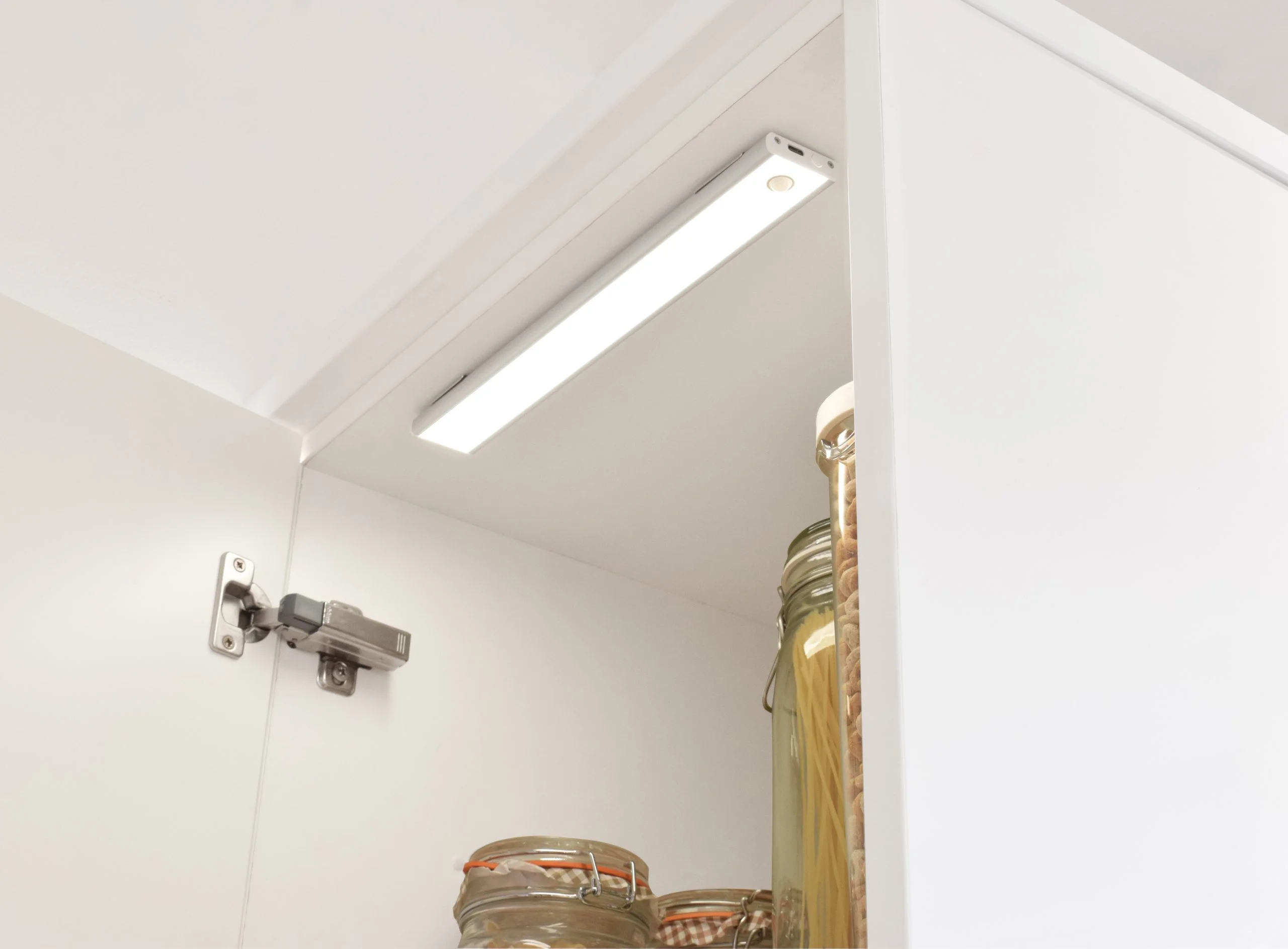 Lynx - Rechargeable Lithium Battery Strip Light with Magnetic Fixing - Image 2