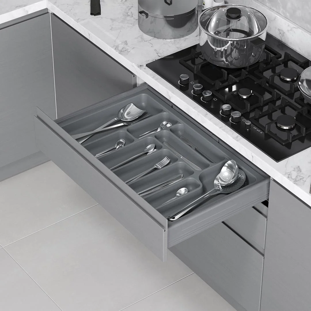 Plastic cutlery trays